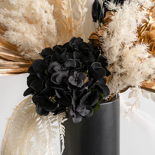 Claire Hydrangea Short Stem Black (52cmH)