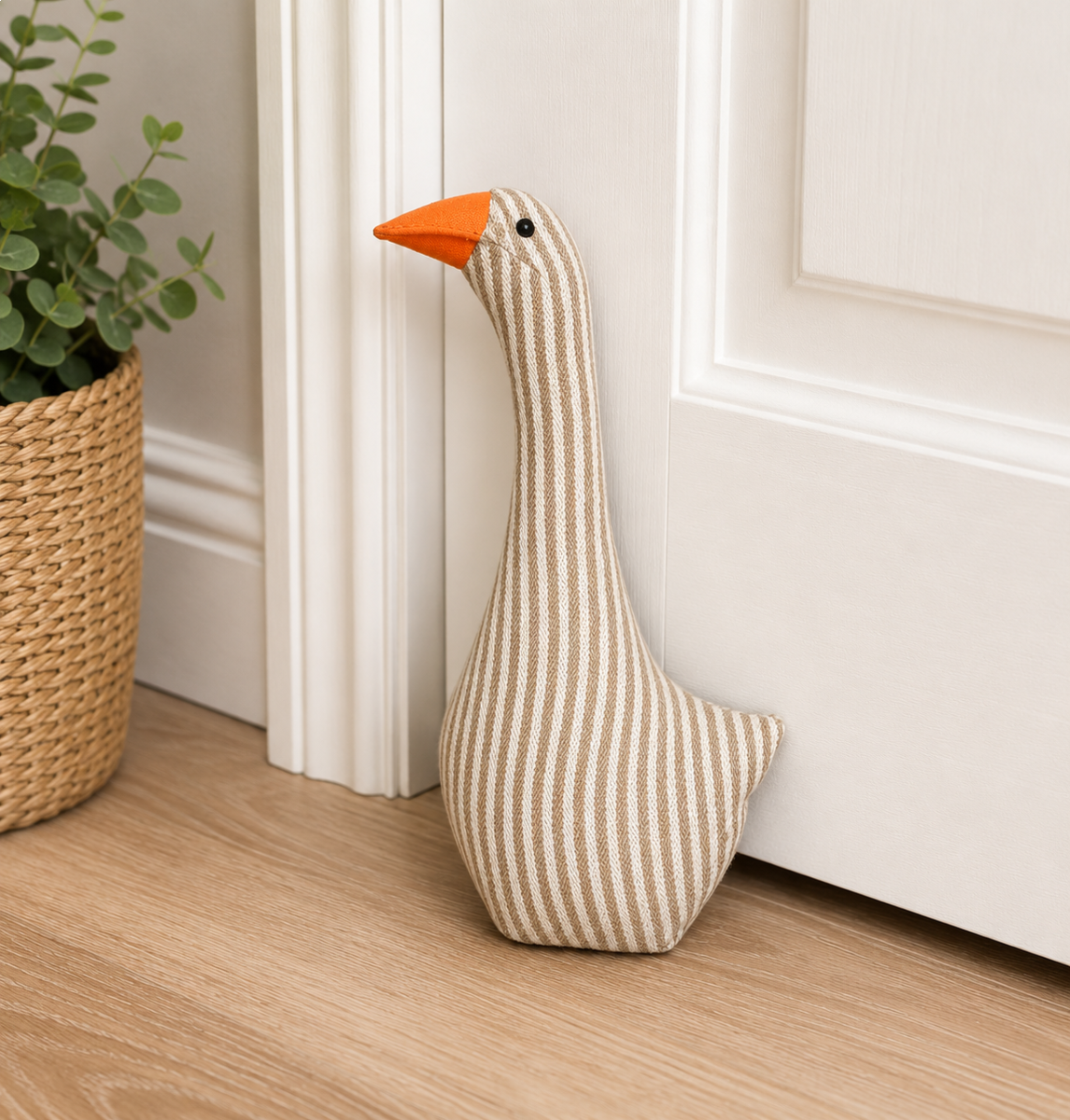 Goose Doorstopper Beige 40cm