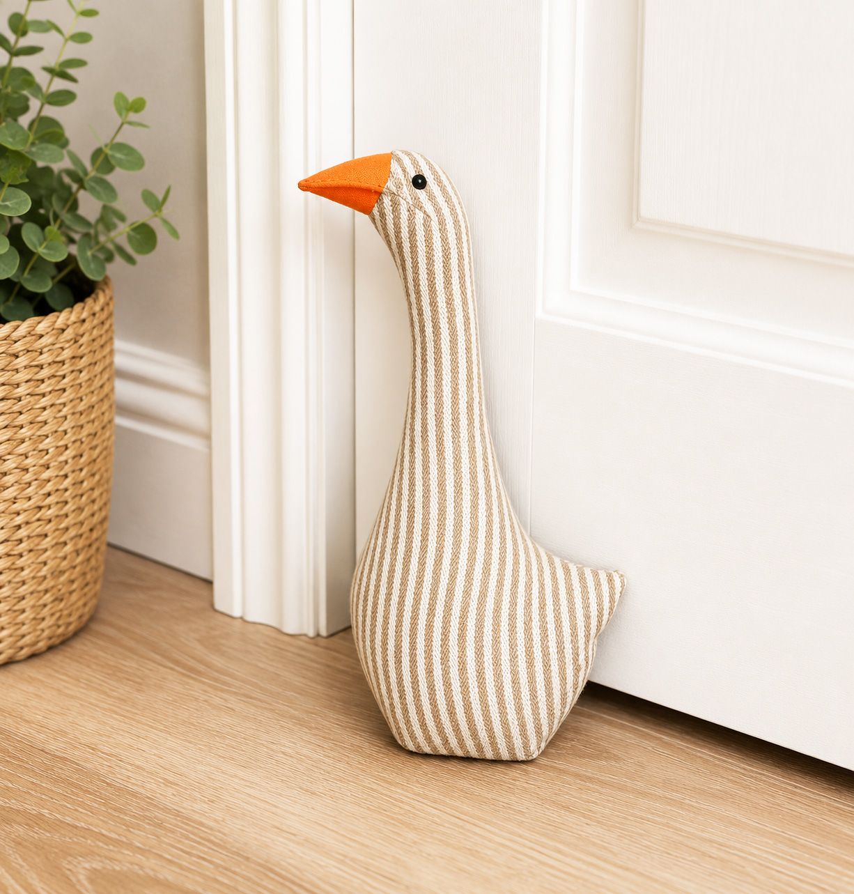 Goose Doorstopper Beige 40cm